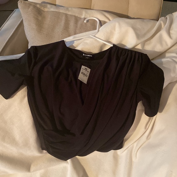 Express Crop Top - Picture 3 of 4